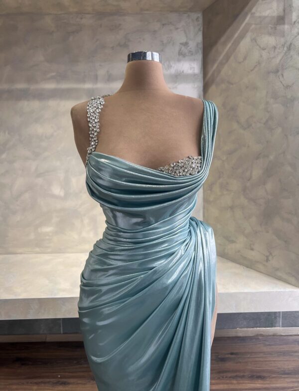 ORIANA – gallery image 2