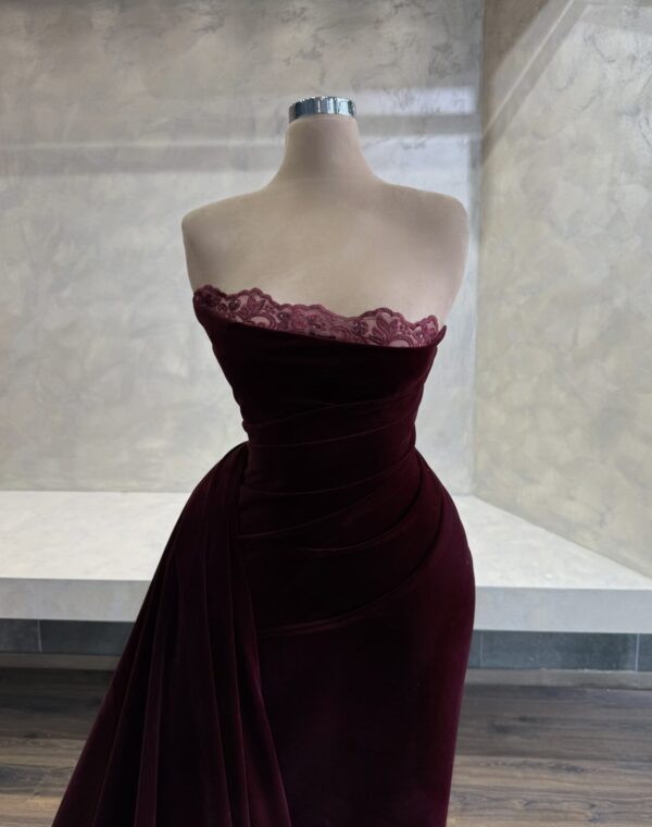 ZARA – gallery image 2