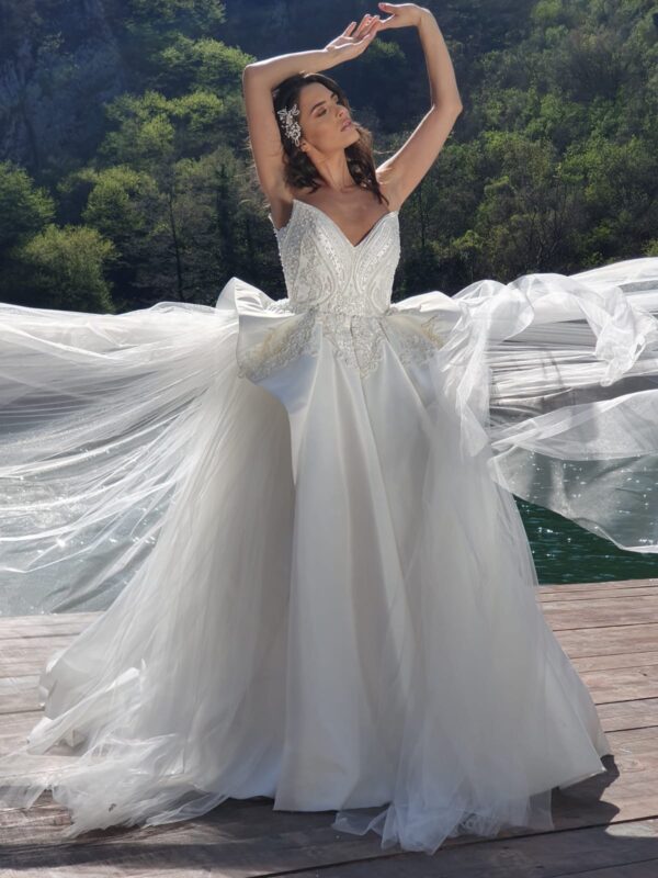 Vivienne Claire